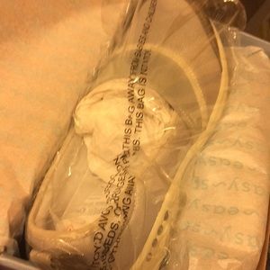 Easy ~ Spirit  Twist Slip~ on Sneakers New